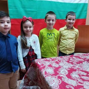 „Децата от ДГ „Иглика“ взеха участие в различни инициативи по повод Националния празник на България