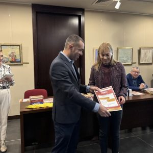 Областният управител връчи грамоти на отличени читалища в конкурса „Читалищна инициатива на годината“