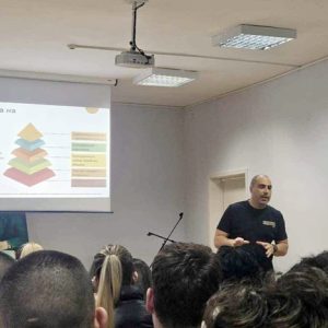 ПГПЧЕ „Димитър Димов“ – Плевен е домакин на инициатива за финансова грамотност