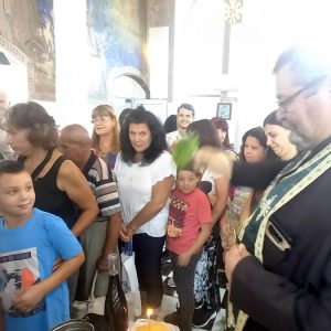В днешния празничен ден хората от община Гулянци се помолиха за здраве и благопреуспяване