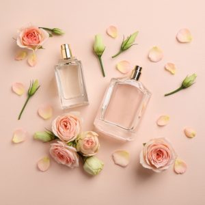 Дамски парфюми 2022: топ 5 на най-хубавите аромати
