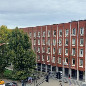 Отложиха делото срещу плевенски лекар, обвинен в немърливо изпълнение на задълженията си